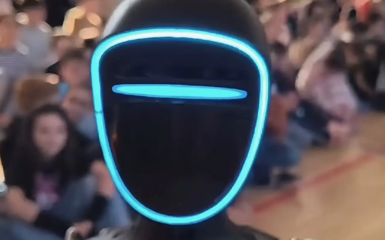 Společně vraťme humanoidního robota do škol.