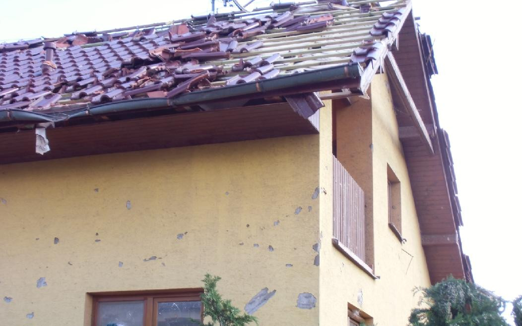 Pomohli jste Dlabajovým, kterým tornádo poničilo domov