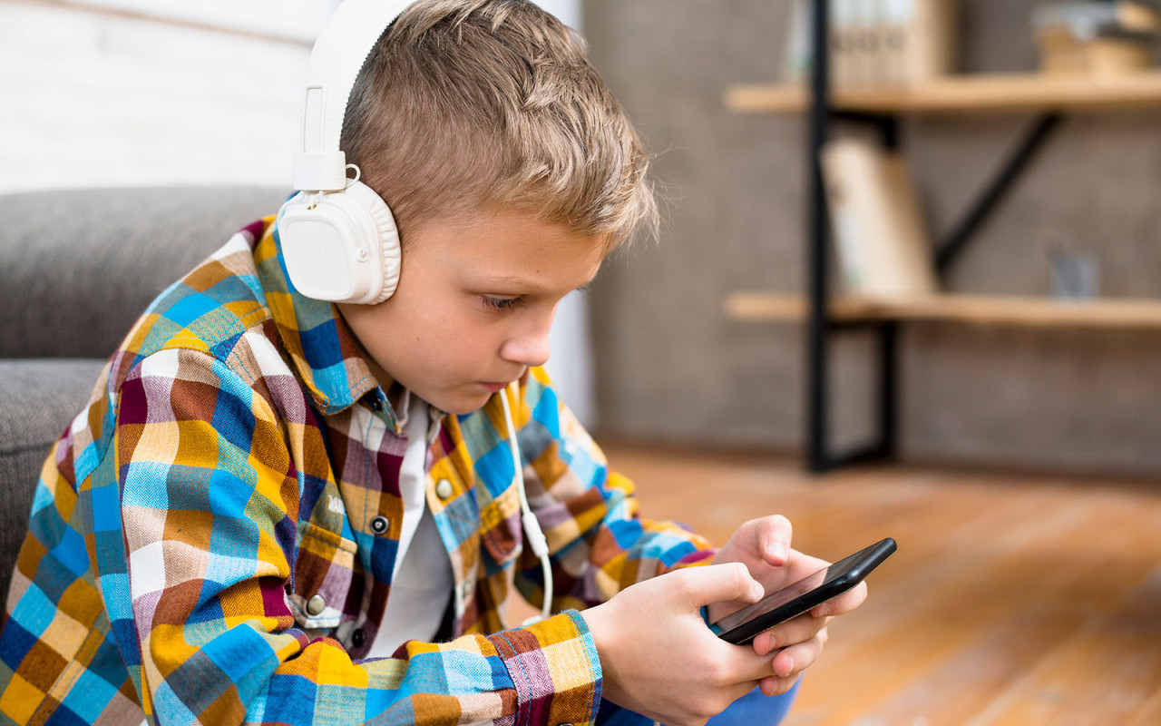 Podpořili jste KRONIKY BESKYDSKÝCH DRAKŮ - netradiční knihu, která odtrhne děti od mobilů