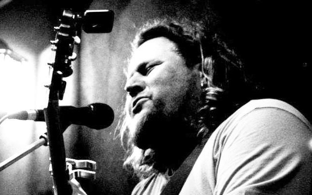 Koncert folkaře Montyho #kulturažije