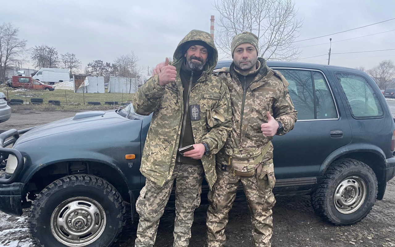 HELP UKRAINE: Pro legionáře v boji/ vzdělání v ČR studentům z UA na AMU