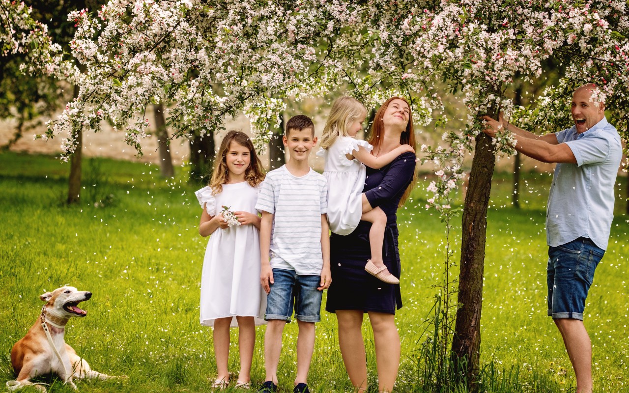 Pomohli jste Haničce a třem pozůstalým dětem