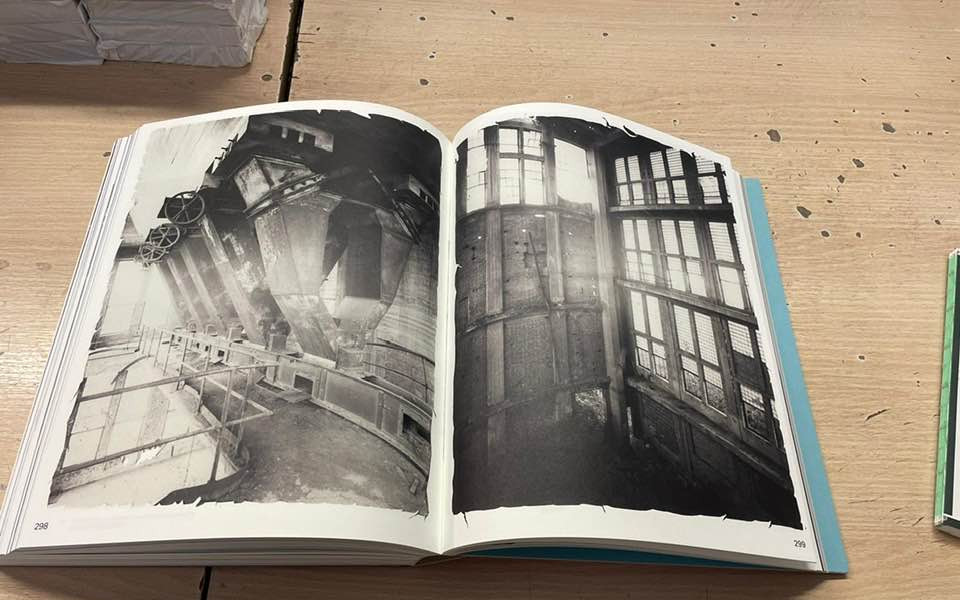 Ztracený baráky: pomozme Šimonovi vydat fotoknihu o kladenském industriálu