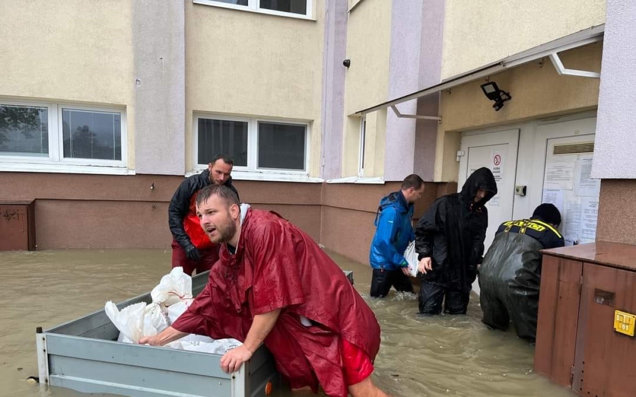 Podpořili jste ZŠ Hrabová po povodních