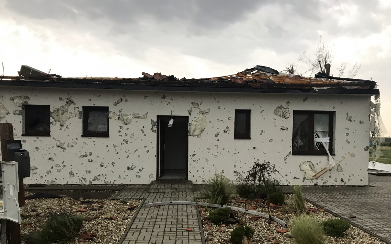 Pomohli jste Pokorným, kterým tornádo zničilo domov