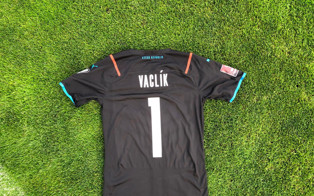 Podpořte s námi NF dětské onkologie KRTEK a získejte dres Tomáše Vaclíka