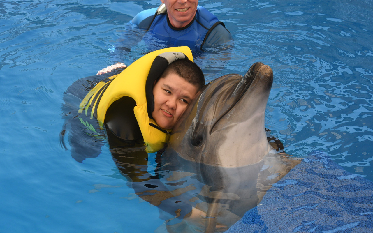 Naděje pro Zdenečka - delfinoterapie, neurorehabilitace