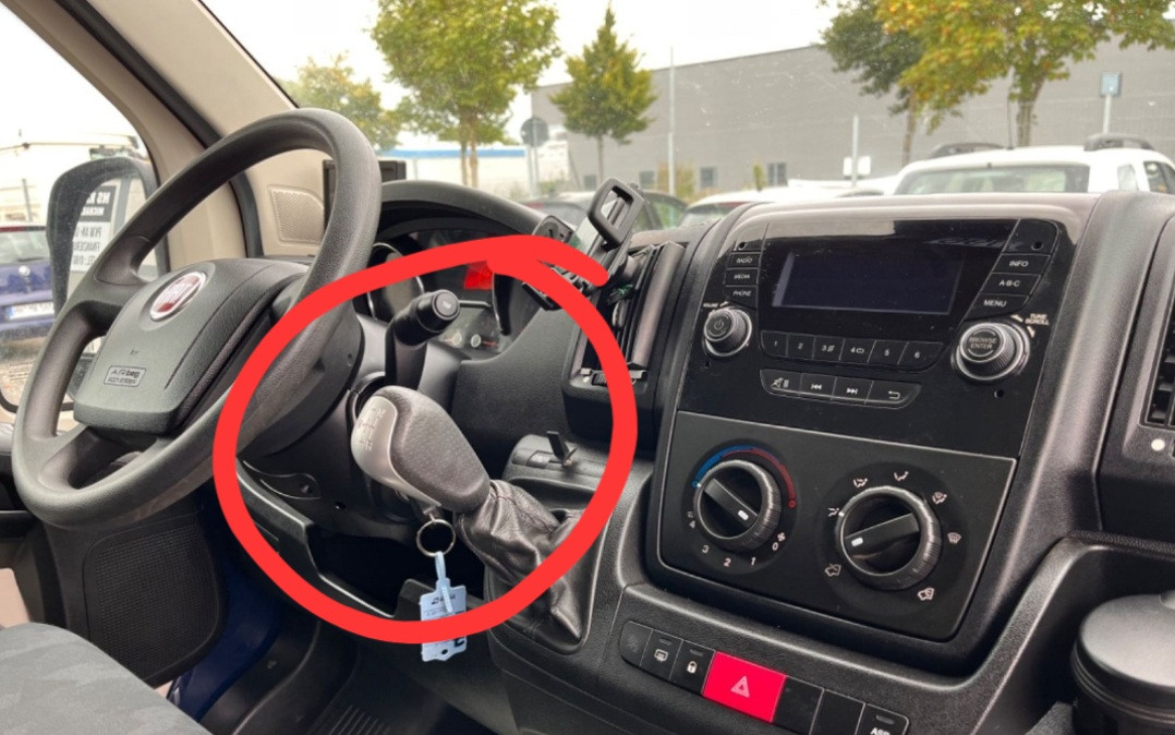 Umožněme prosím Vláďovi pracovat a žít