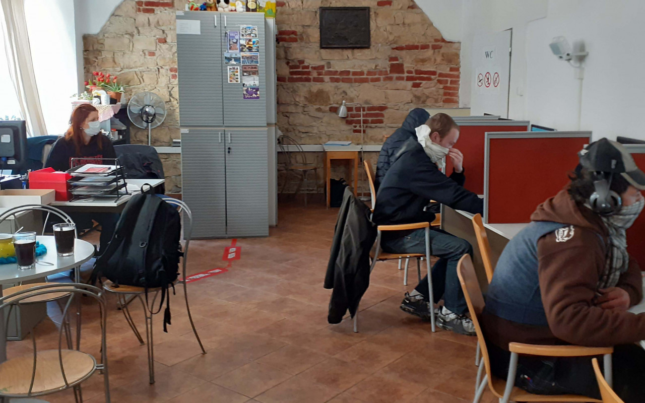 Podpořte klienty KC Husitská, kteří jsou v hmotné nouzi