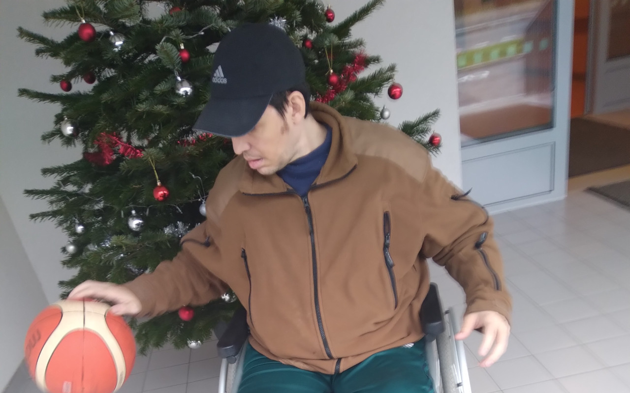 Vybrali jste finance na invalidní vozík pro Petra