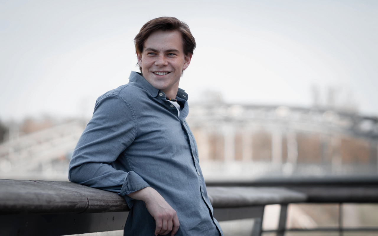 Tlusté čáry nové album písničkáře René Matláška
