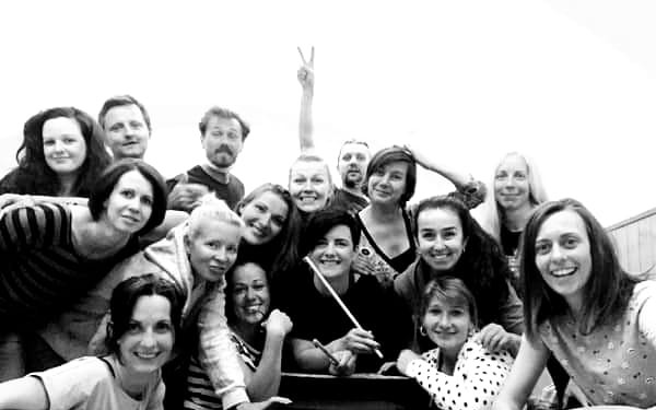 A je to tady! První album bubenic z Drum For Fun