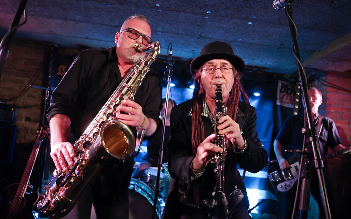 Podpořili jste vydání Schodiště 40 let - Live 2 LP