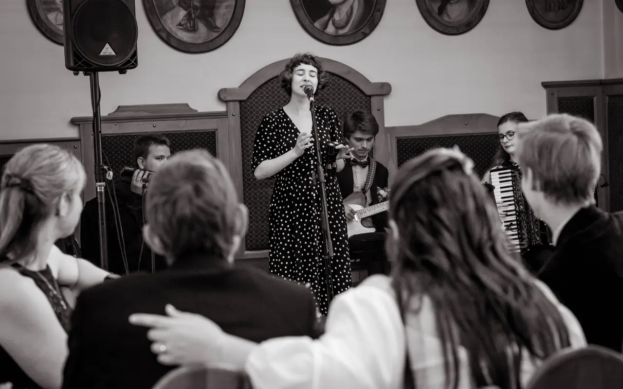 Podpořte vznik debutového alba kapely JAZZ APPLES