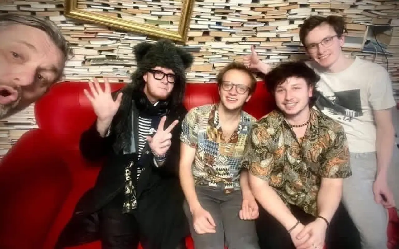 Pojďte s námi vydat album Pábitelé a uspořádat parádní křest