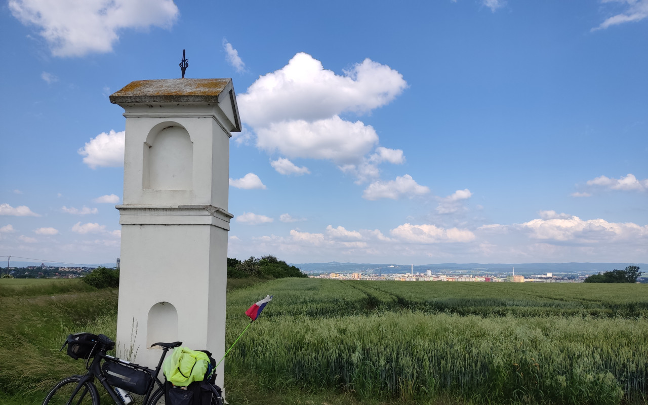 Podpořte vydání knihy "NA KOLE NA KONEC SVĚTA"