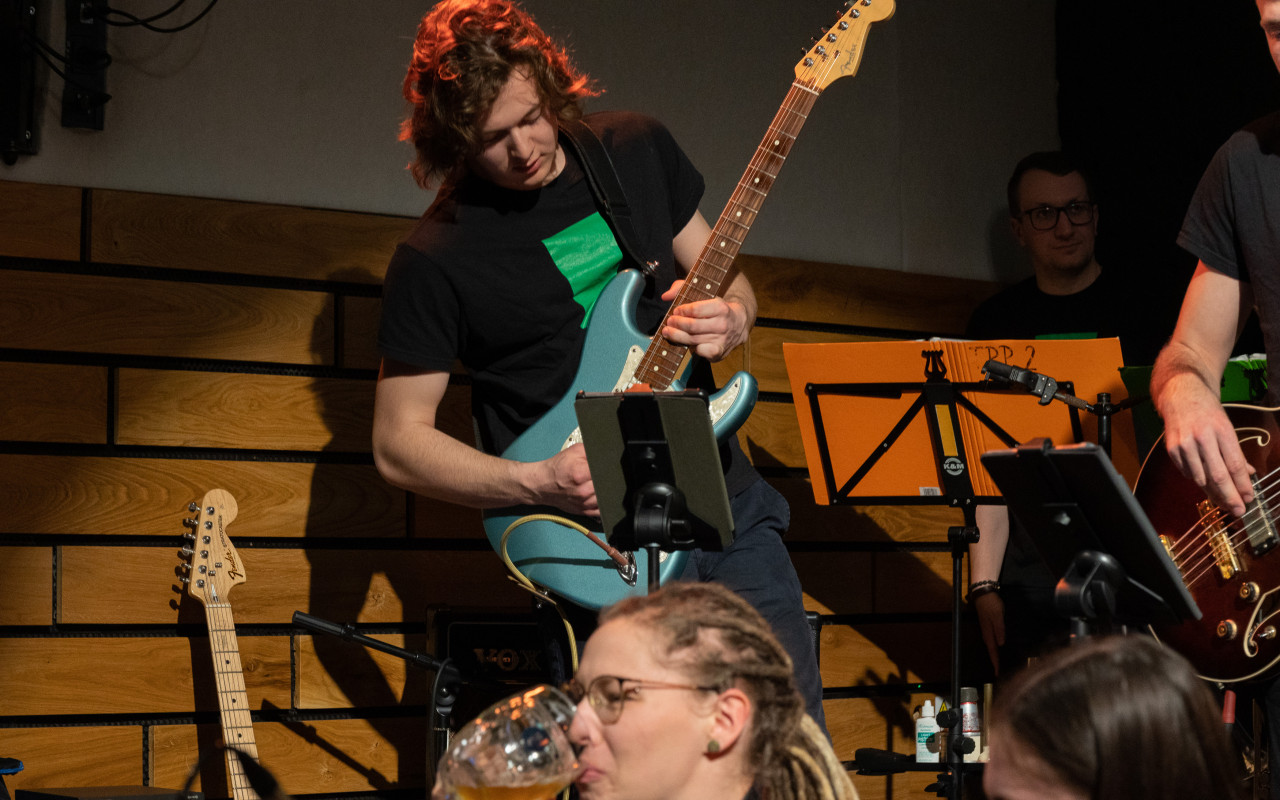 Factorial! Orchestra vydává CD Fact! Party