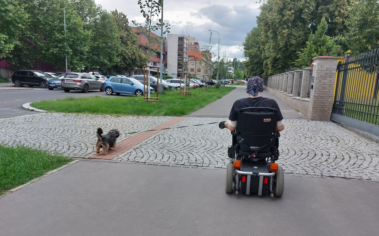Přispěli jste Járovi na invalidní vozík