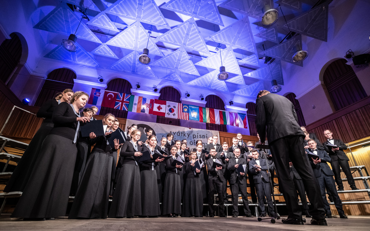 Zpěv a radost - podpořme festival Svátky Písní