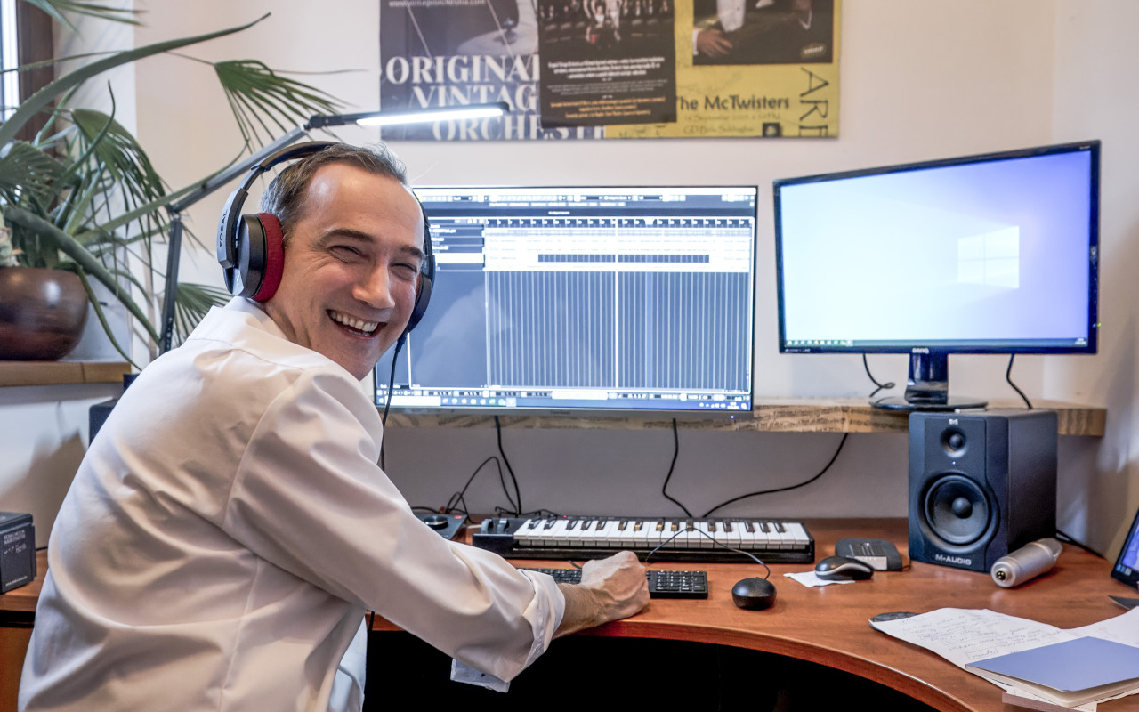 Vydejte s námi debutové album projektu KroutiLOVE