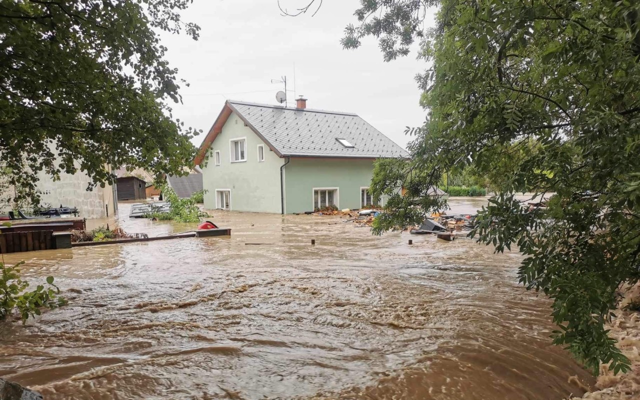 Sbírka pro rodinu zasaženou již 4. živelnou katastrofou