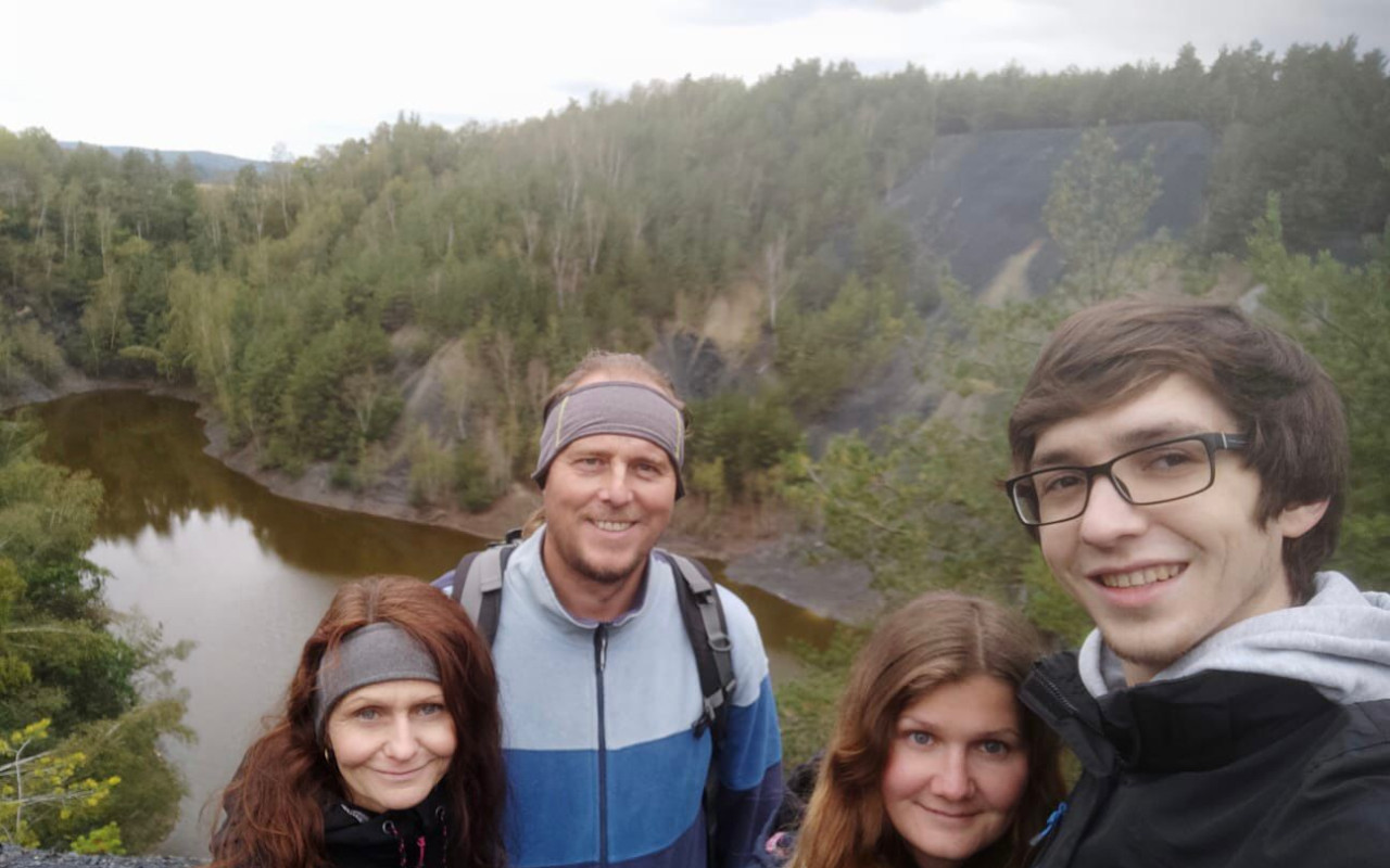 Pomohli jste mamince a sestře po tragické ztrátě tatínka/manžela