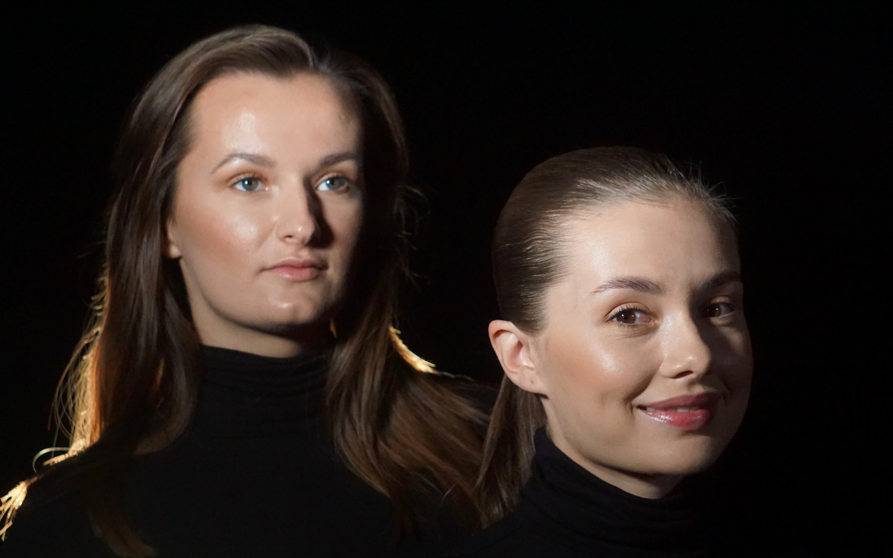 Pojďme s divadlem poq pomoci přeživším z národa jezídů