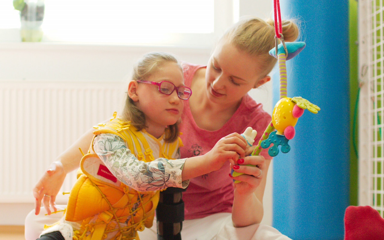 Za rehabilitaci pro Emičku setkání se sestrou Angelikou