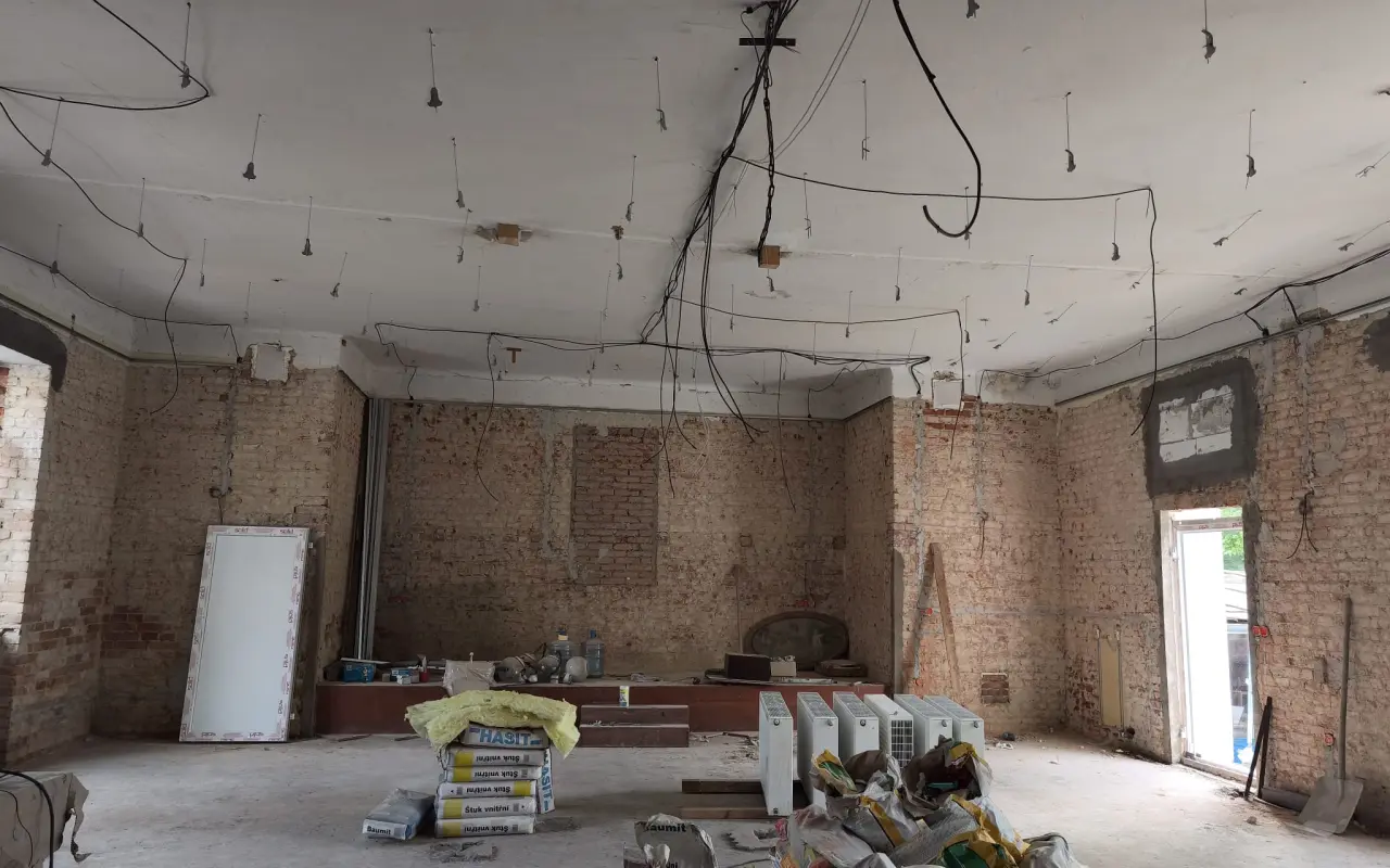 Kulturní a vzdělávací centrum v Březíně – pomozte nám s jeho vznikem