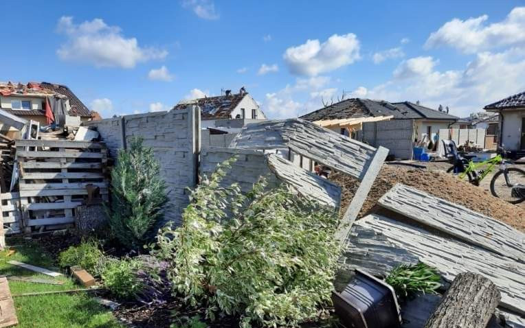 Pomohli jste Vlaďce Jůvové, která přišla při tornádu o střechu nad hlavou