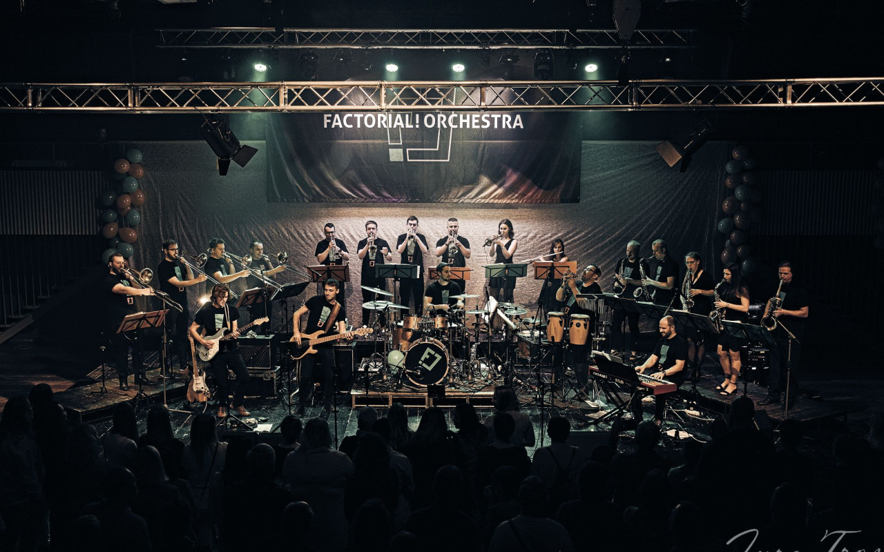 Factorial! Orchestra vydává CD Fact! Party