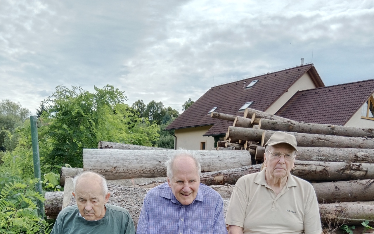 Virtuální realita pro domov s lidmi s alzheimerem a demencí