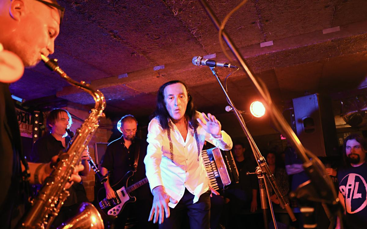 Podpořili jste vydání Schodiště 40 let - Live 2 LP