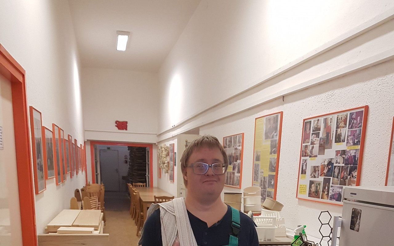 Odpočinek V růžovém sadu