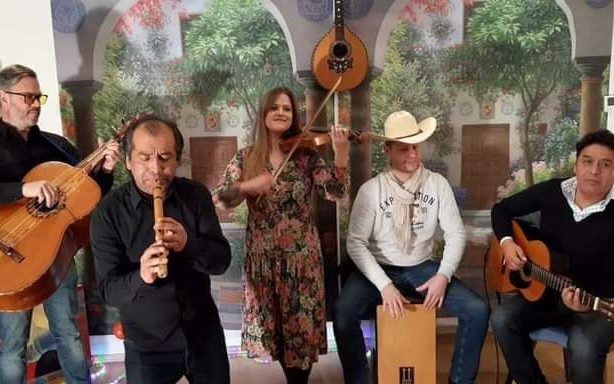 Margaríta (na koncertě zazní první písnička v češtině od mexické kapely)