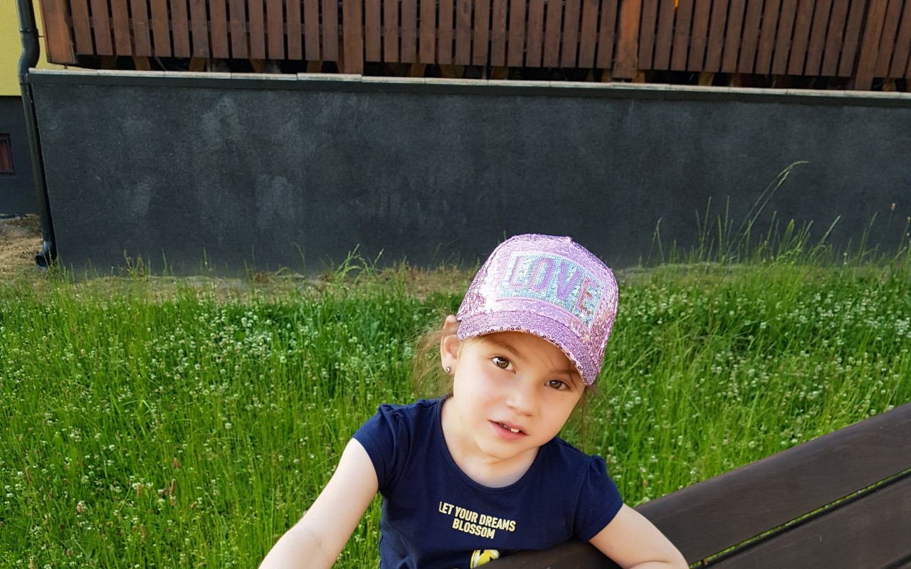 Na léčbu Laurinky trpící těžkou formou dětské epilepsie
