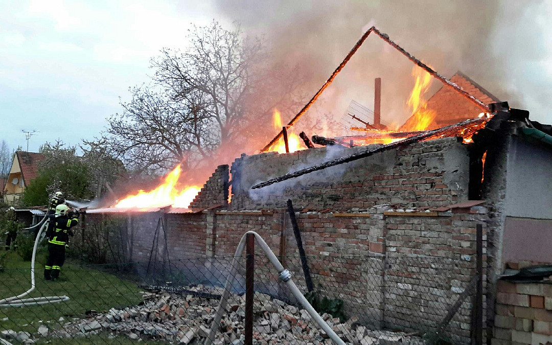 Pomohli jste rodině z Novosedel, kterým požár zničil dům