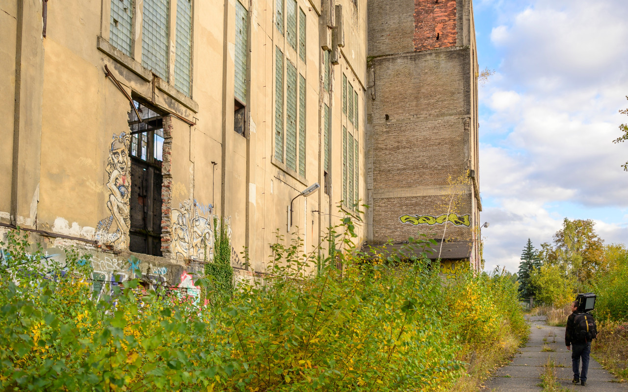 Ztracený baráky: pomozme Šimonovi vydat fotoknihu o kladenském industriálu