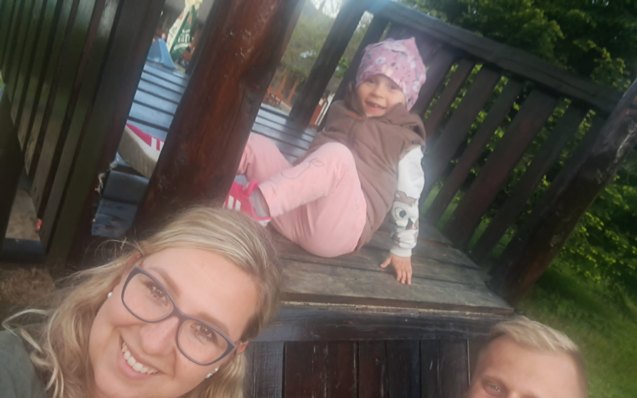 Pomoc po tragické nehodě tatínka