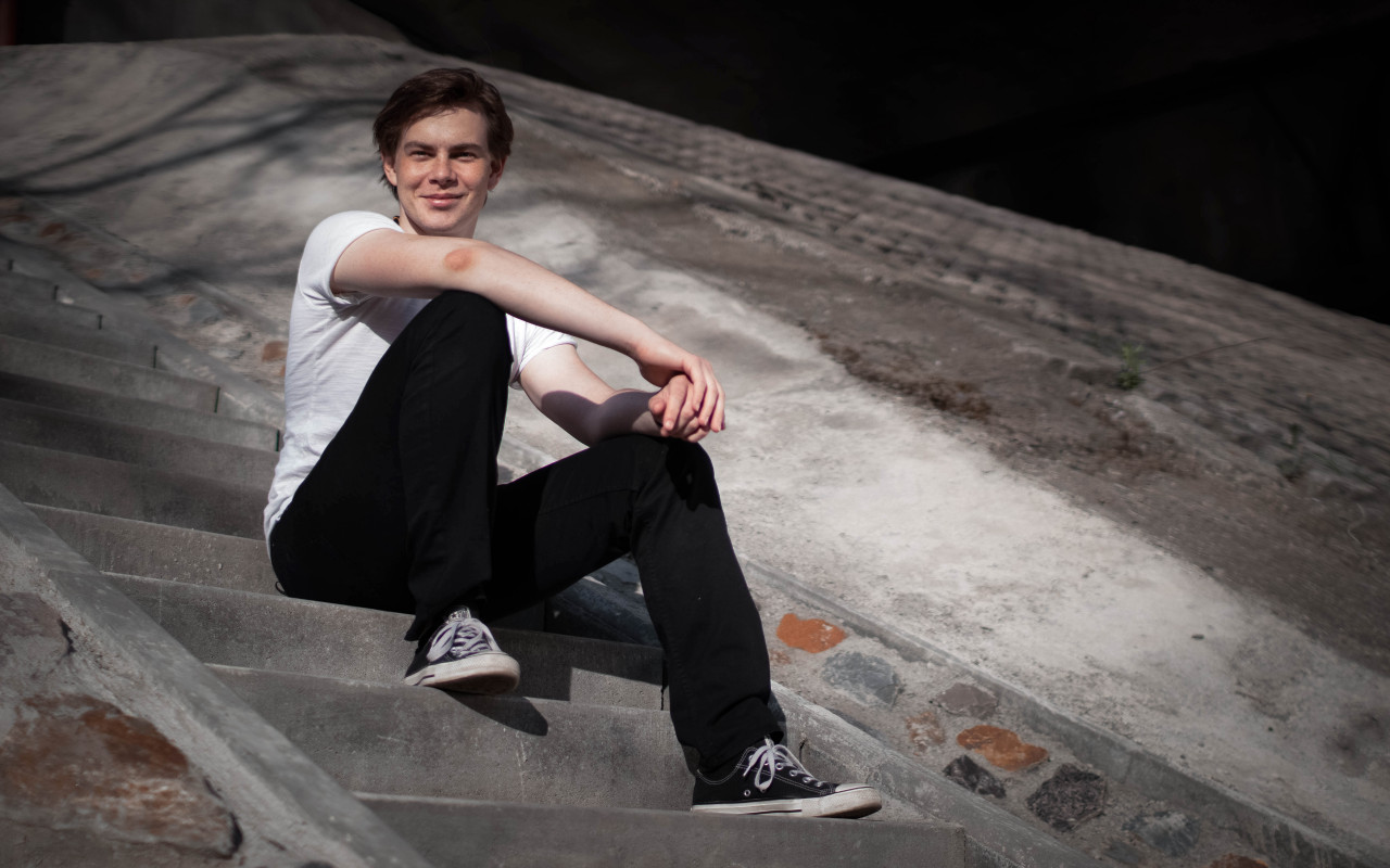 Tlusté čáry nové album písničkáře René Matláška