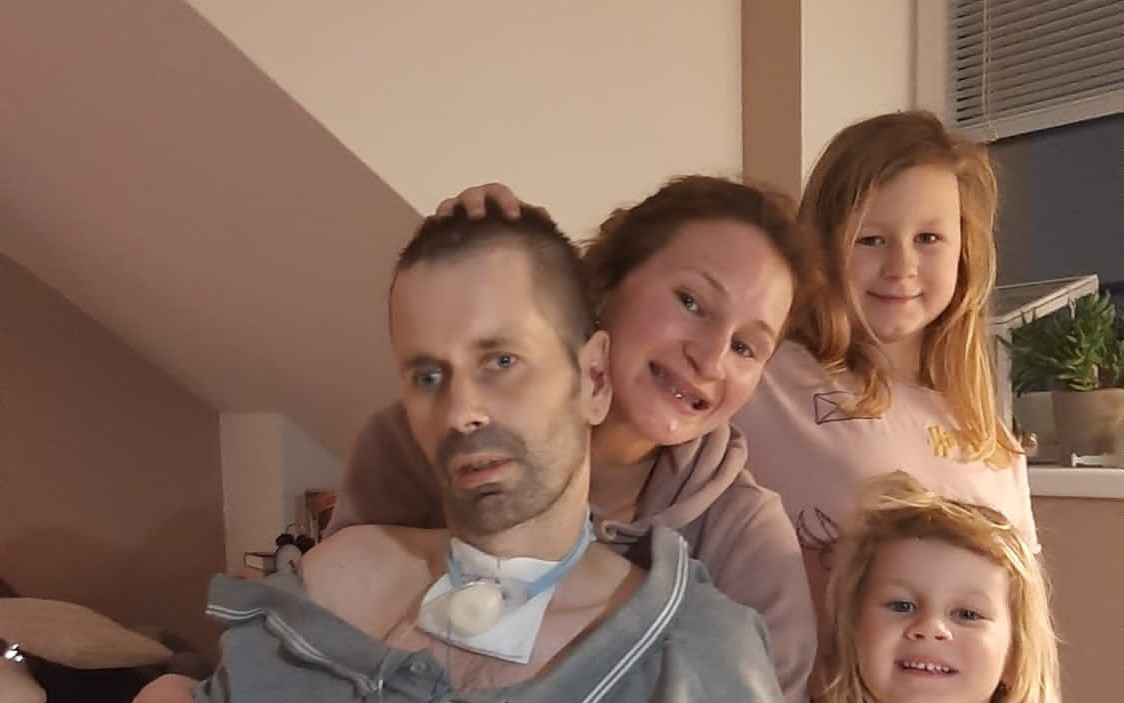 Pomoc Michalovi, který prodělal krvácení do mozku