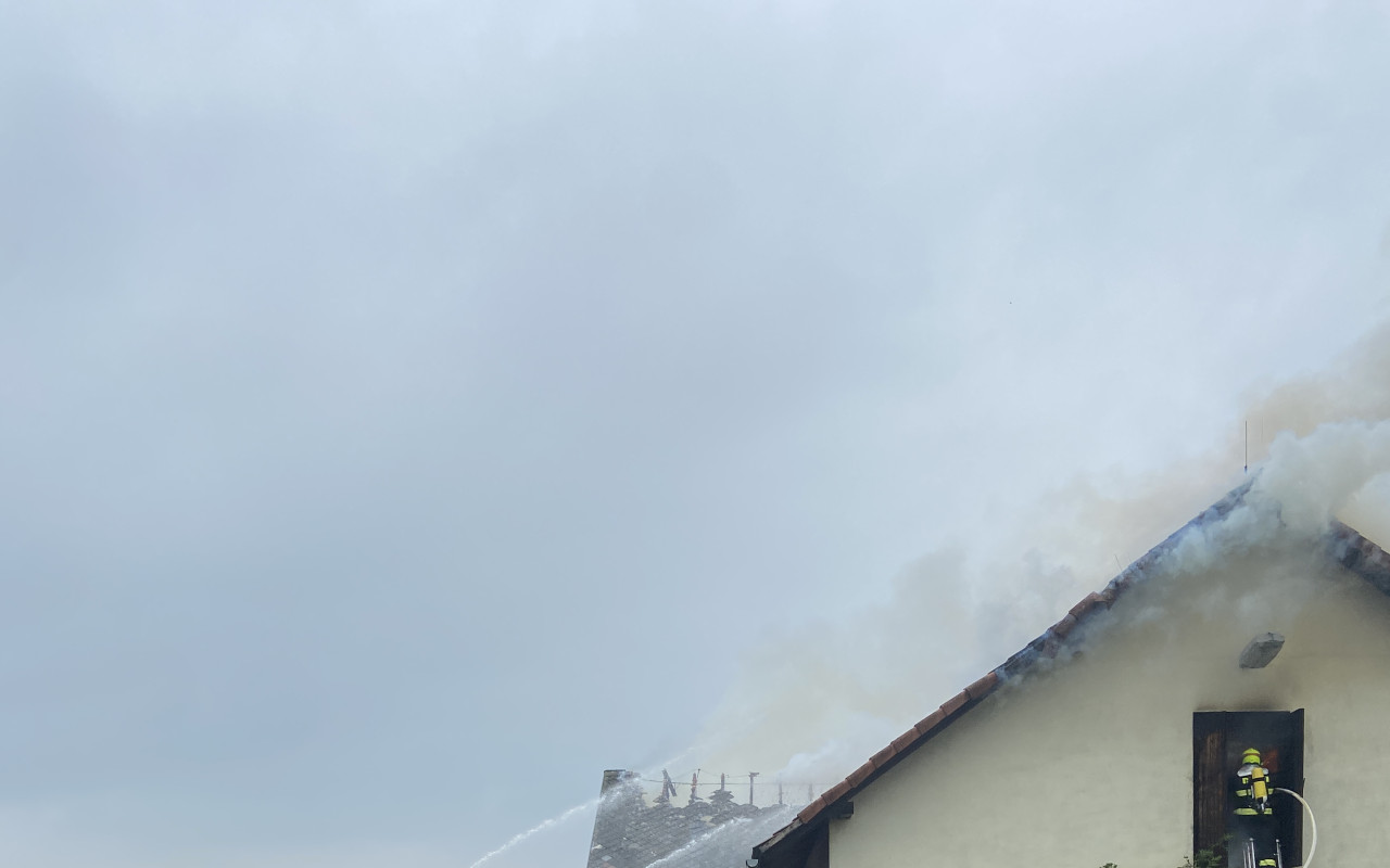 Přispěli jste na výstavbu nové stáje pro dobytek po požáru
