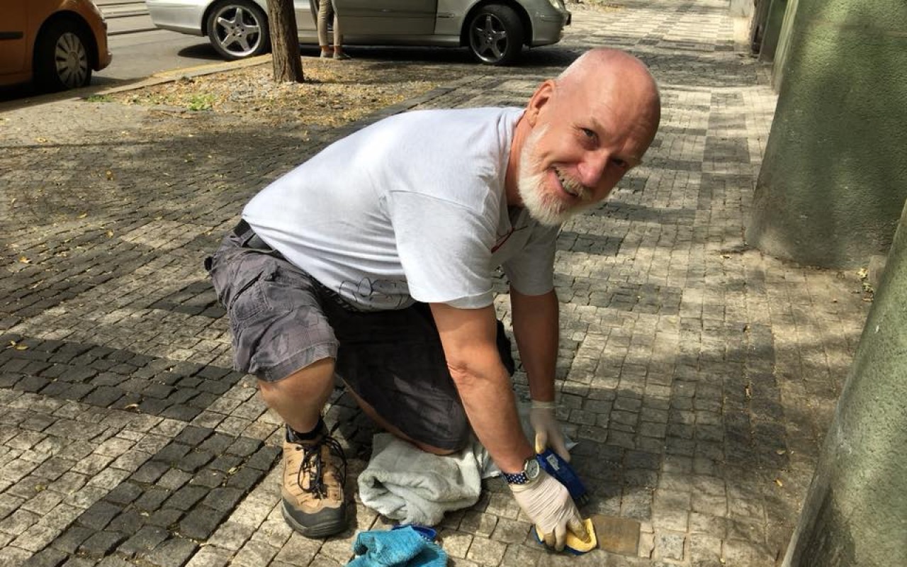 Podpořili jste vydání knihy 'Pražské Stolpersteine svazek II. 2022 - 2024'