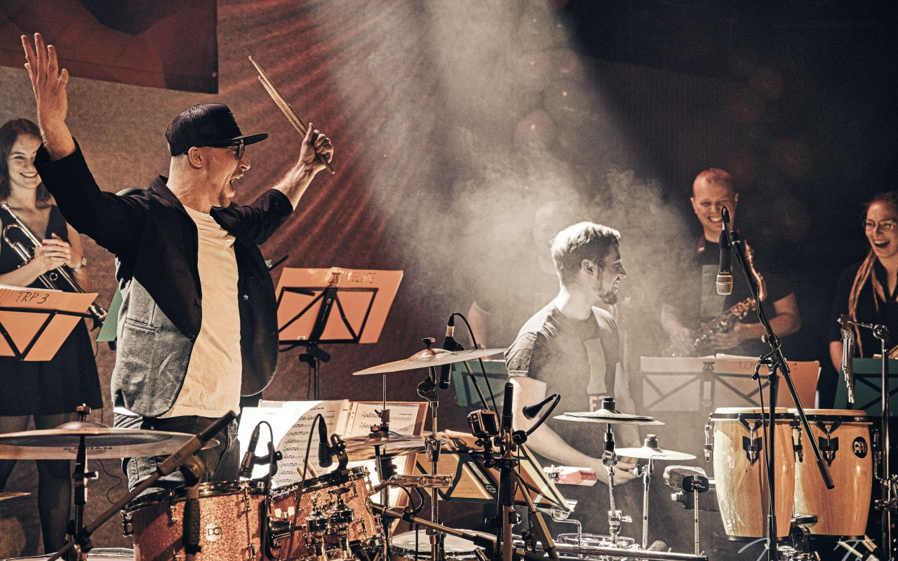 Factorial! Orchestra vydává CD Fact! Party