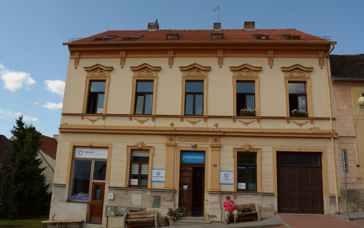 Pryč s dřevomorkou! Pomozme s rekonstrukcí Stacionáře Plamínek v Merklíně