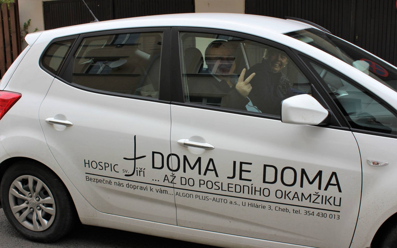 Hospic sv. Jiří poskytuje zdravotní, psychickou a sociální podporu umírajícím