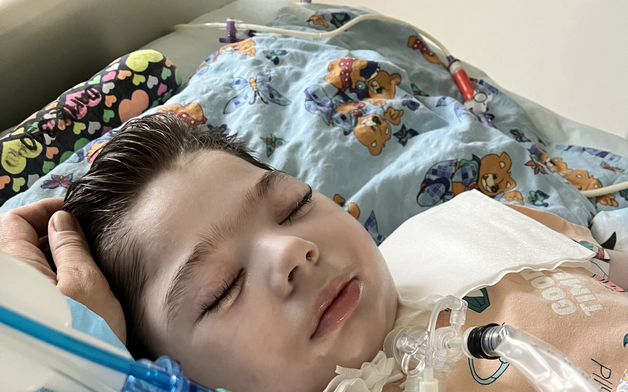 Přispěli jste na zotavení pro Damiánka a jeho rodinu