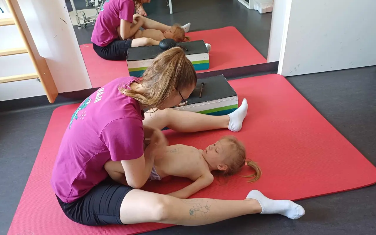 Pomozte nám splnit Ellinčin sen – žít život naplno
