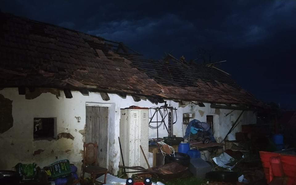 Pomohli jste Havigerovým, kterým domov vzalo tornádo