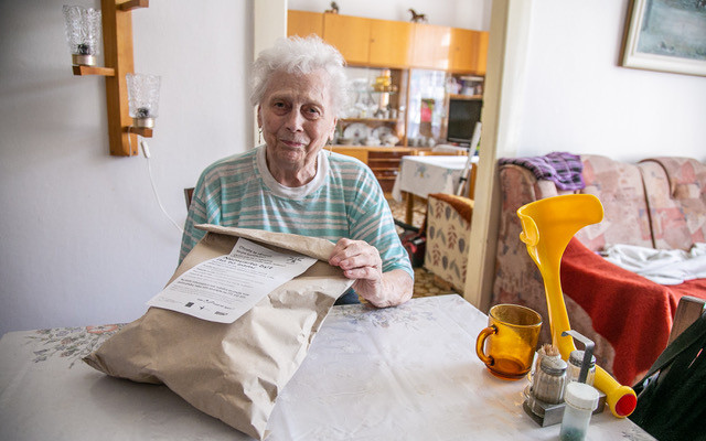 Pomozme zajistit ovocné balíčky seniorům a lidem v nouzi